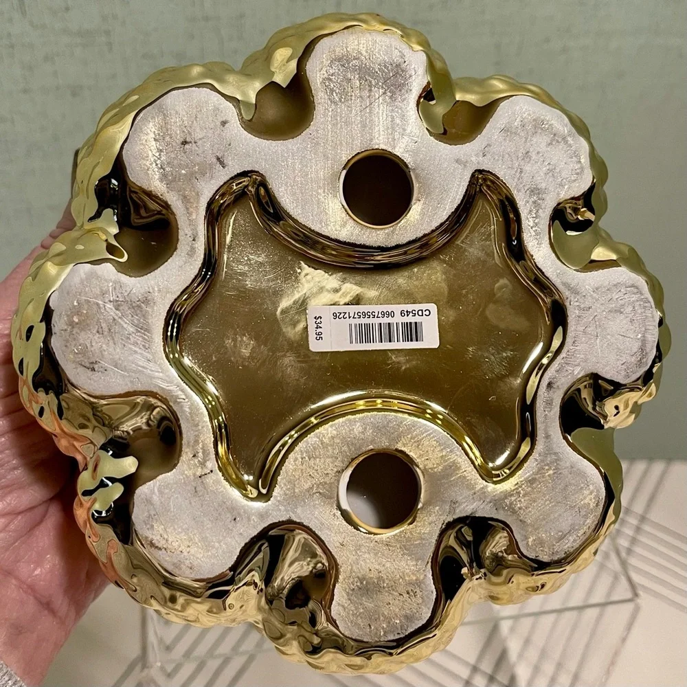 BATH &BODY WORKS Gold and Green Ceramic Pineapple 3-Wick Candle Holder